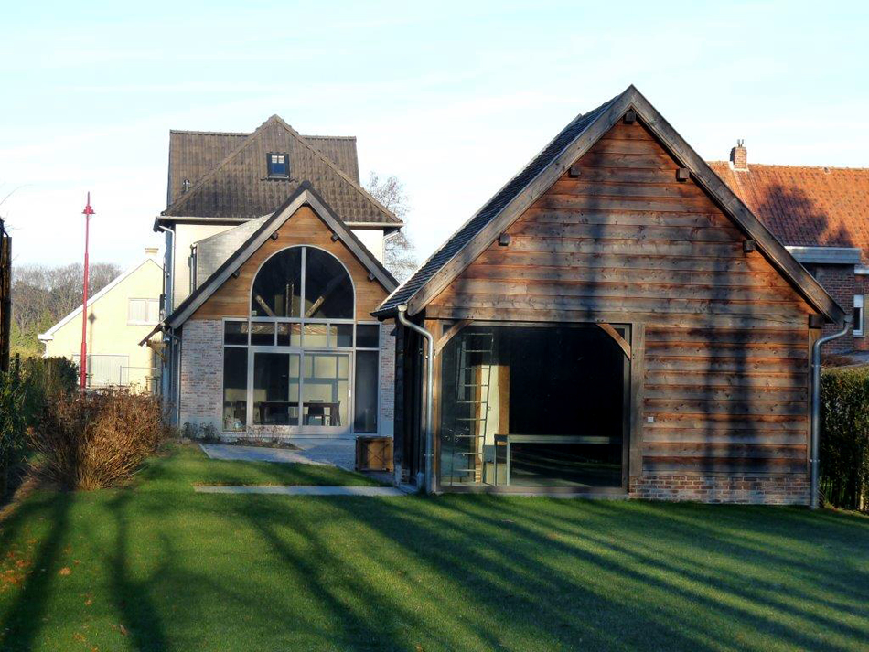 kijkwoning eikenhouten bijgebouw